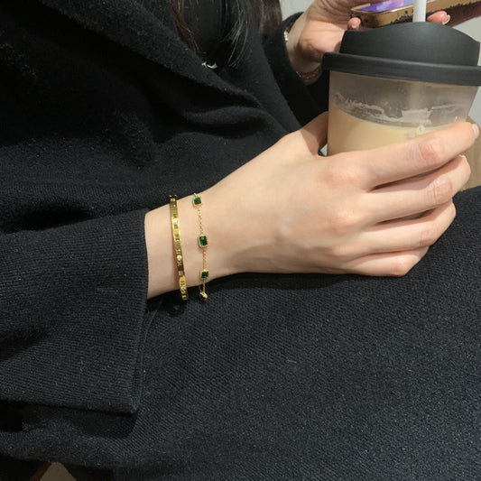 Erin Grön Armband