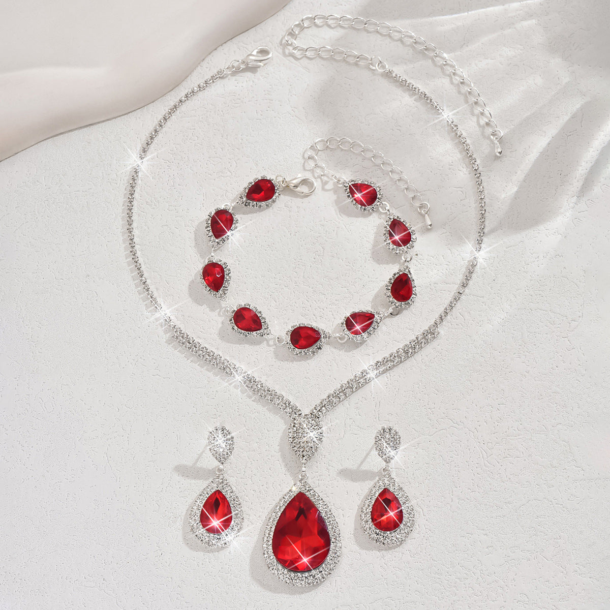 Thalira Bloodwynne Smycke Set | Vitguld