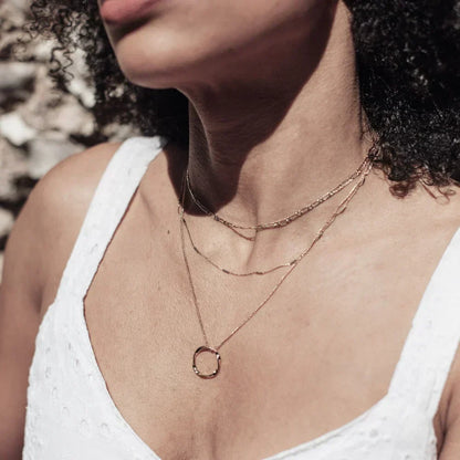 Öppen Circle Three Row Halsband | Guld