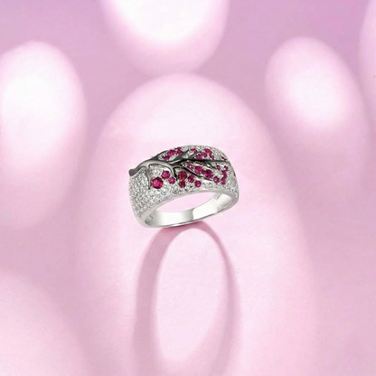 Rubin Blossom Tree Ring | Vitguld