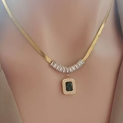 Regalia Prism Smaragd Halsband | Guld