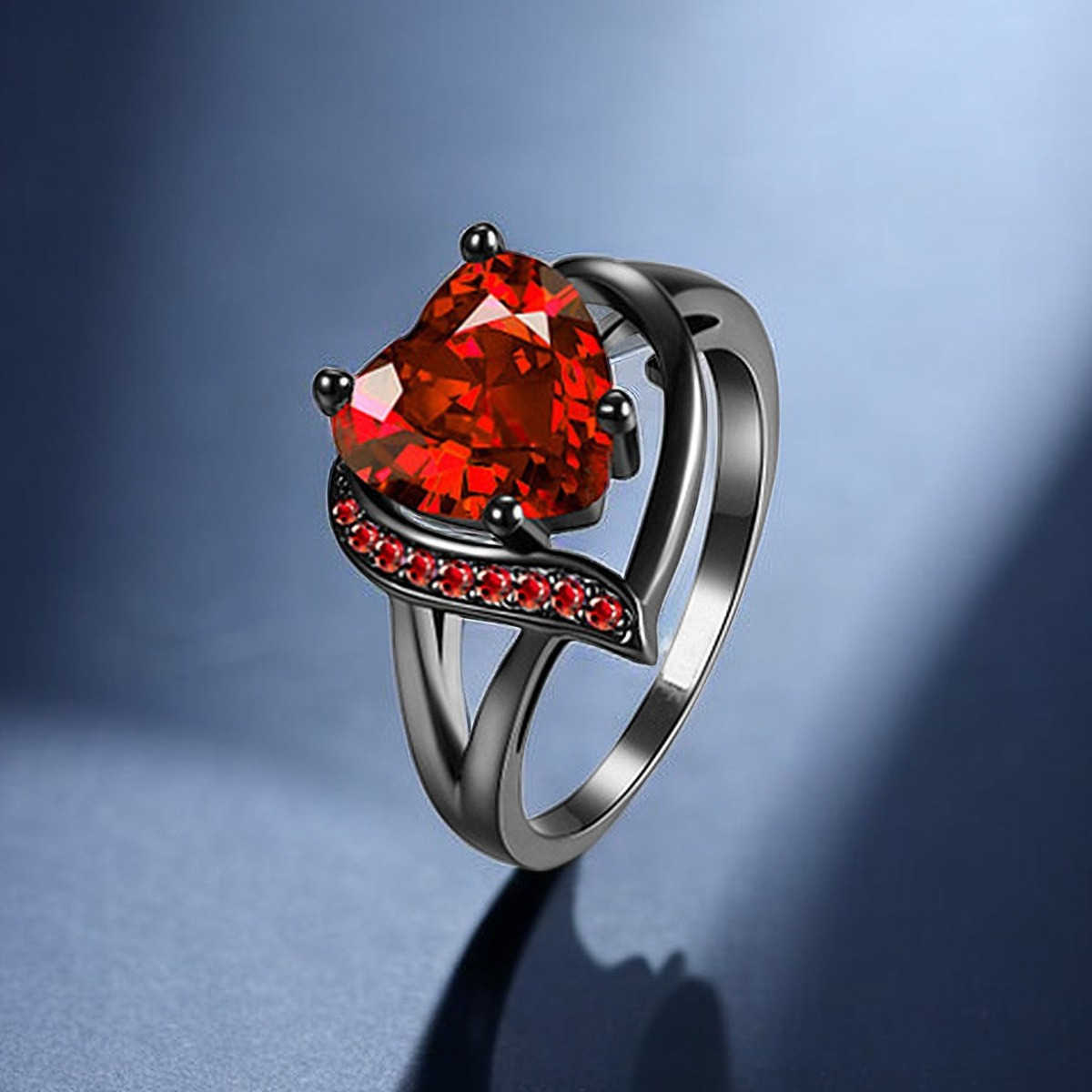 Calindra Rosethorne Ring | Svart Finish