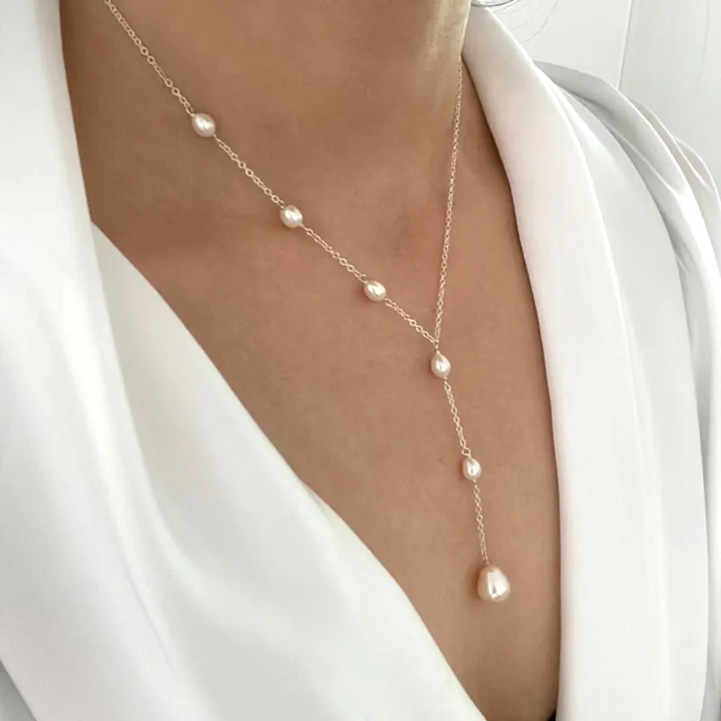 Cascading Pärl Lariat Halsband