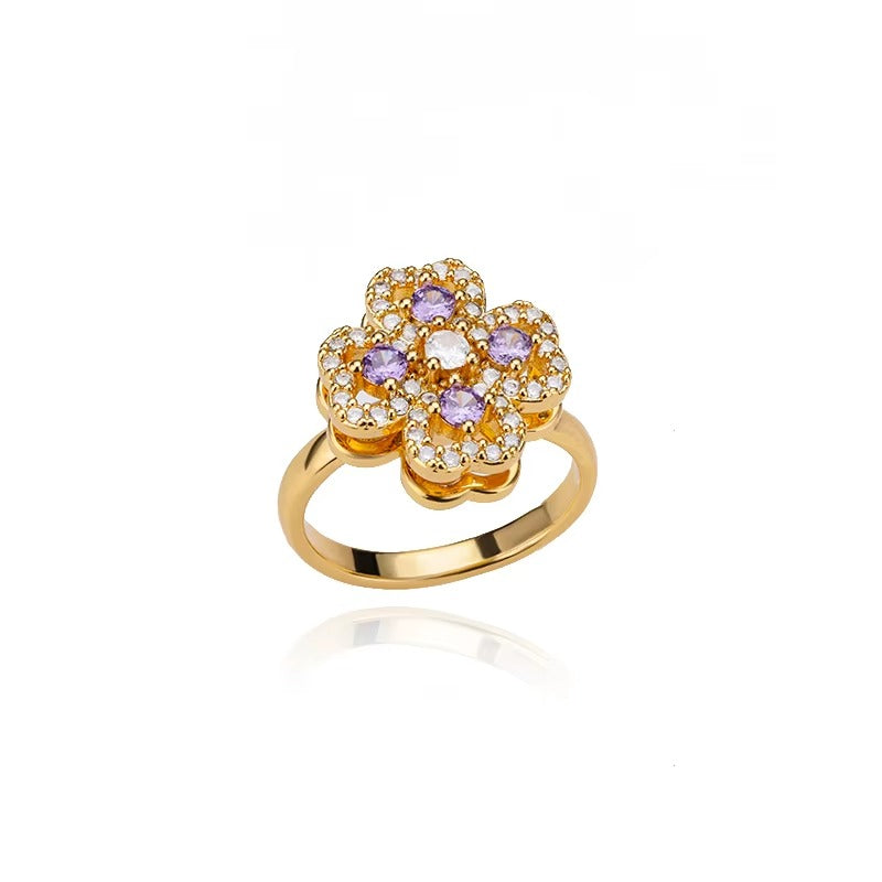 Clover Ring